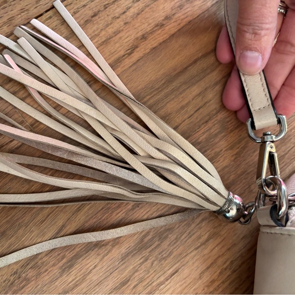 Valentino - Picture 3 of 11